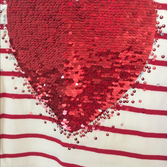 H&M Girl’s long sleeve shirt-“flippy” style heart red & white striped Valentine - Picture 2 of 3